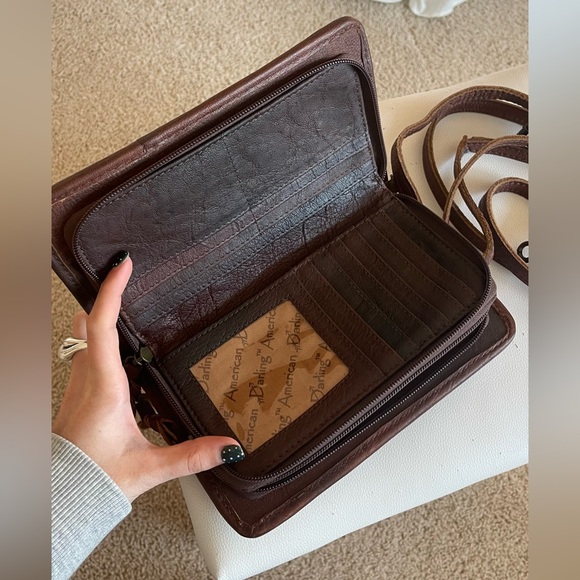 American Darling Crossbody/Wrist Wallet - Picture 5 of 6